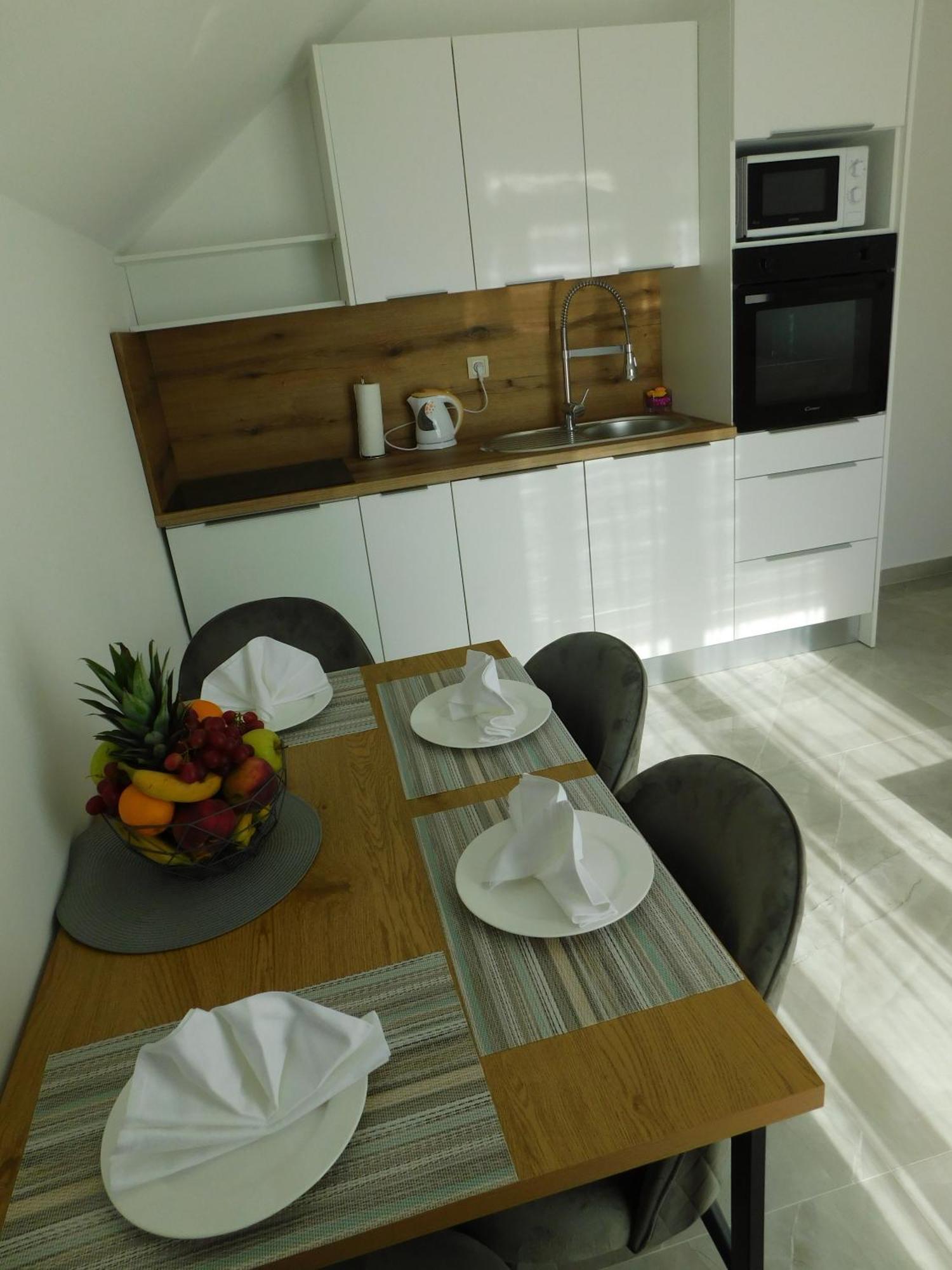 Apartman Nativis Otočac Exterior foto