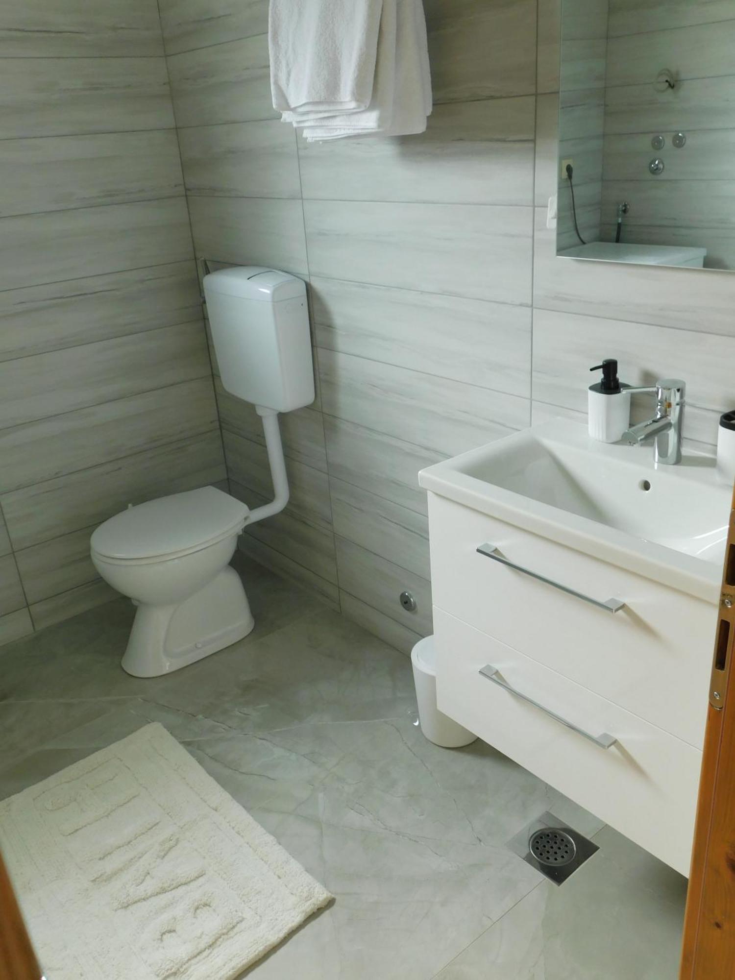 Apartman Nativis Otočac Exterior foto